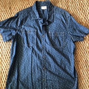 Men’s Short-sleeve Button Up Shirt